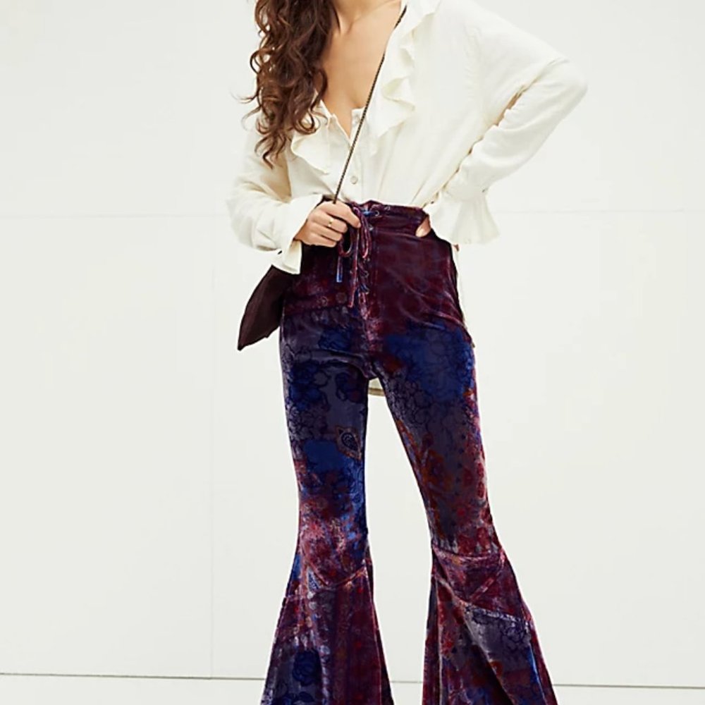 NWT Free People $149 Magic carpet purple & blue lace up velvet flare pants XS 0